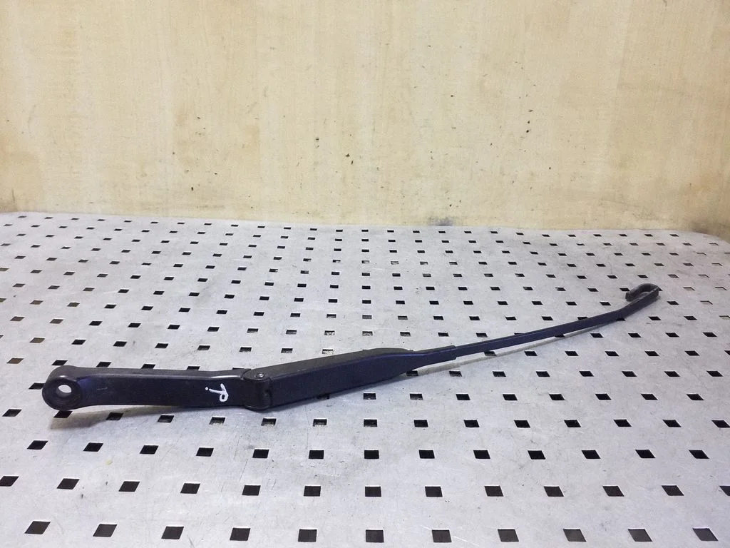 Front wiper blade arm 4A1955408A