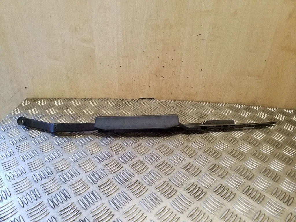 Front wiper blade arm 893955407E