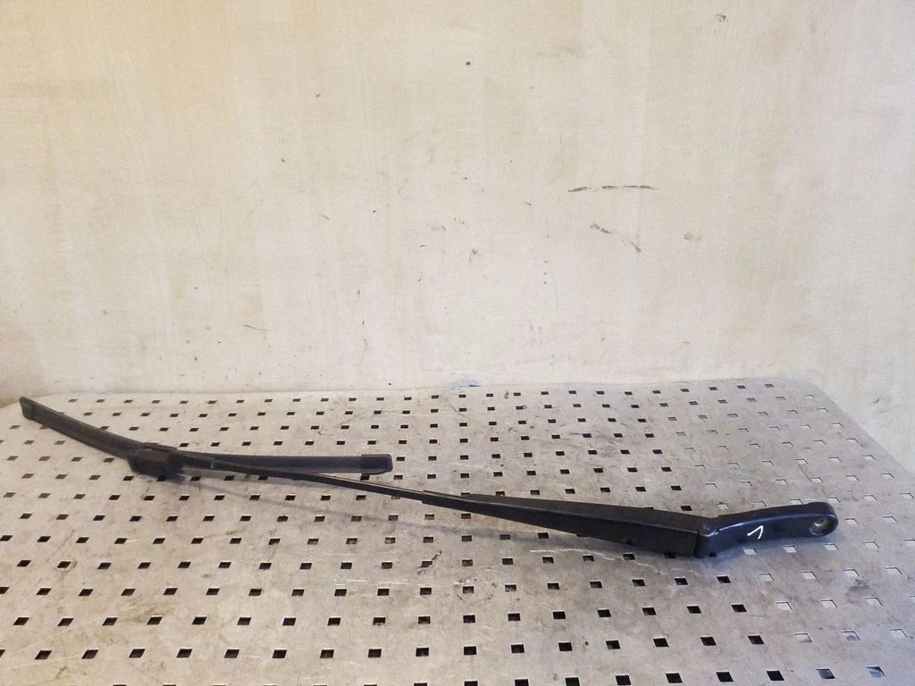 Front wiper blade arm 3C2955409B