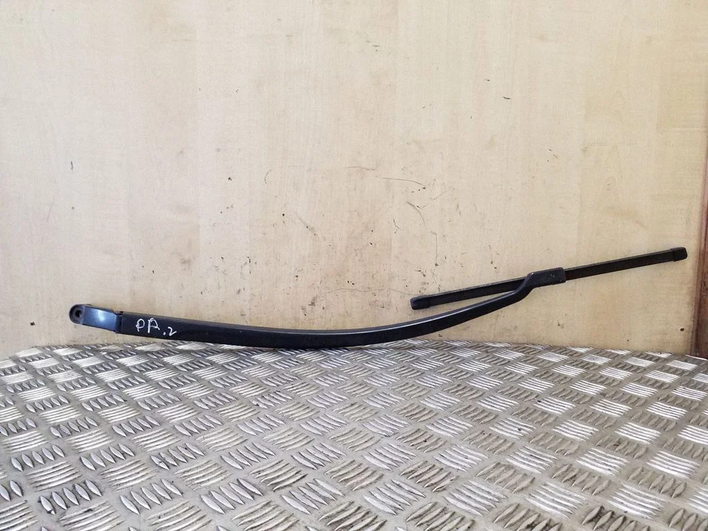 Front wiper blade arm 3392125679