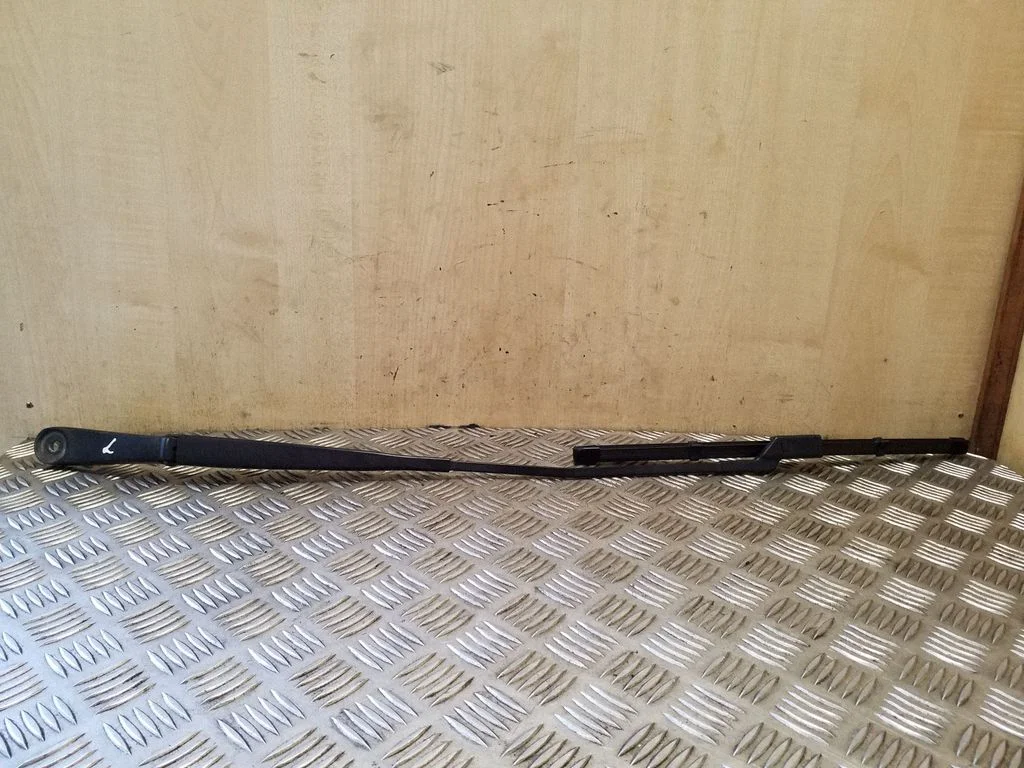 Front wiper blade arm – Jaguar XF X260 (2015-)