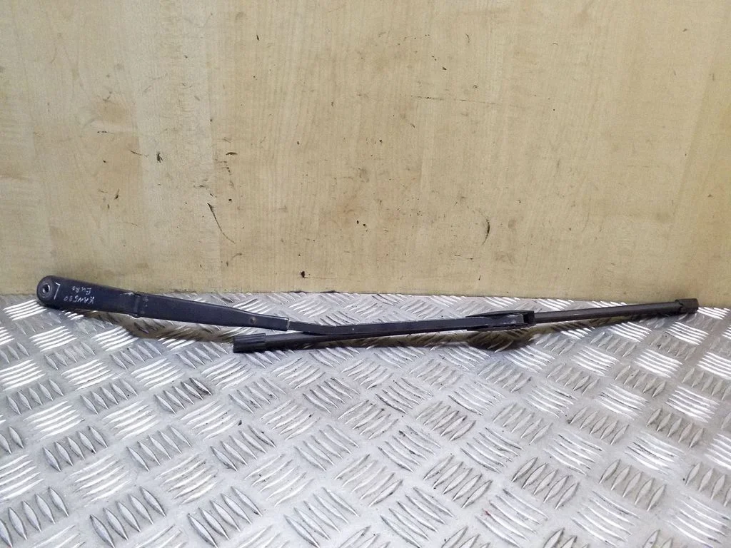 Front wiper blade arm 7700308795E – Renault Kangoo I (1997-2003)