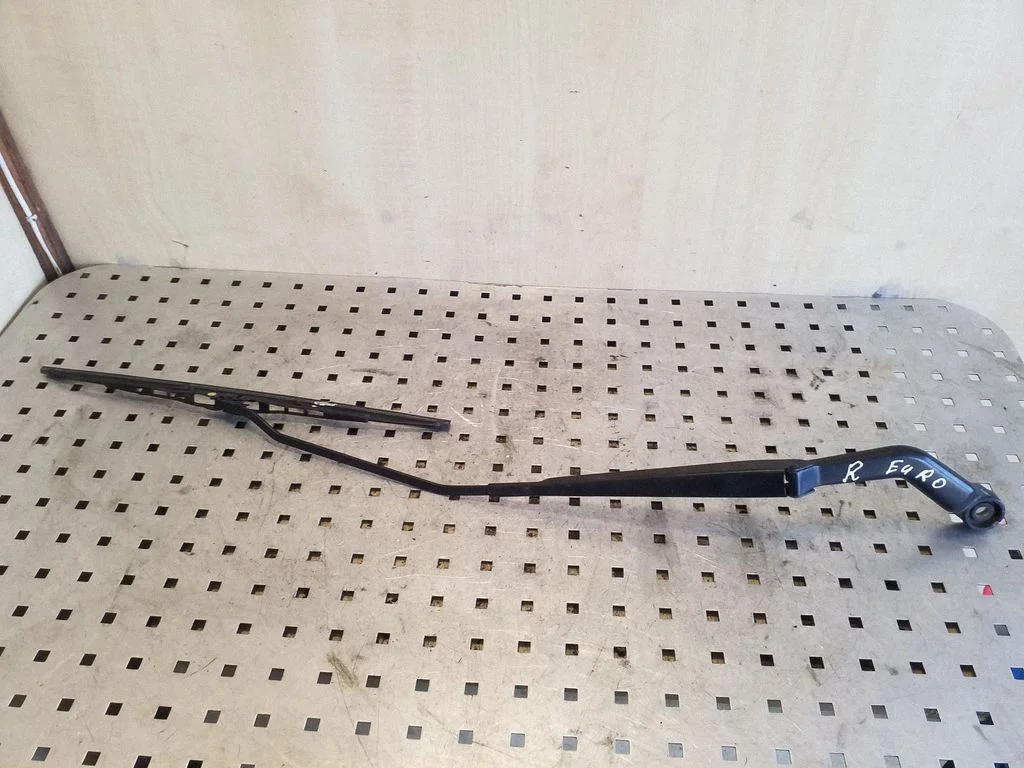 Front wiper blade arm 28886BN000LA – Nissan Almera N16 (2000-2010)