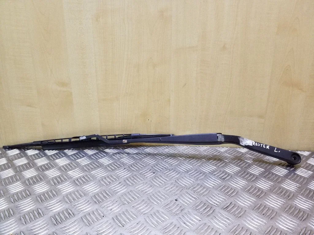 Front wiper blade arm – left