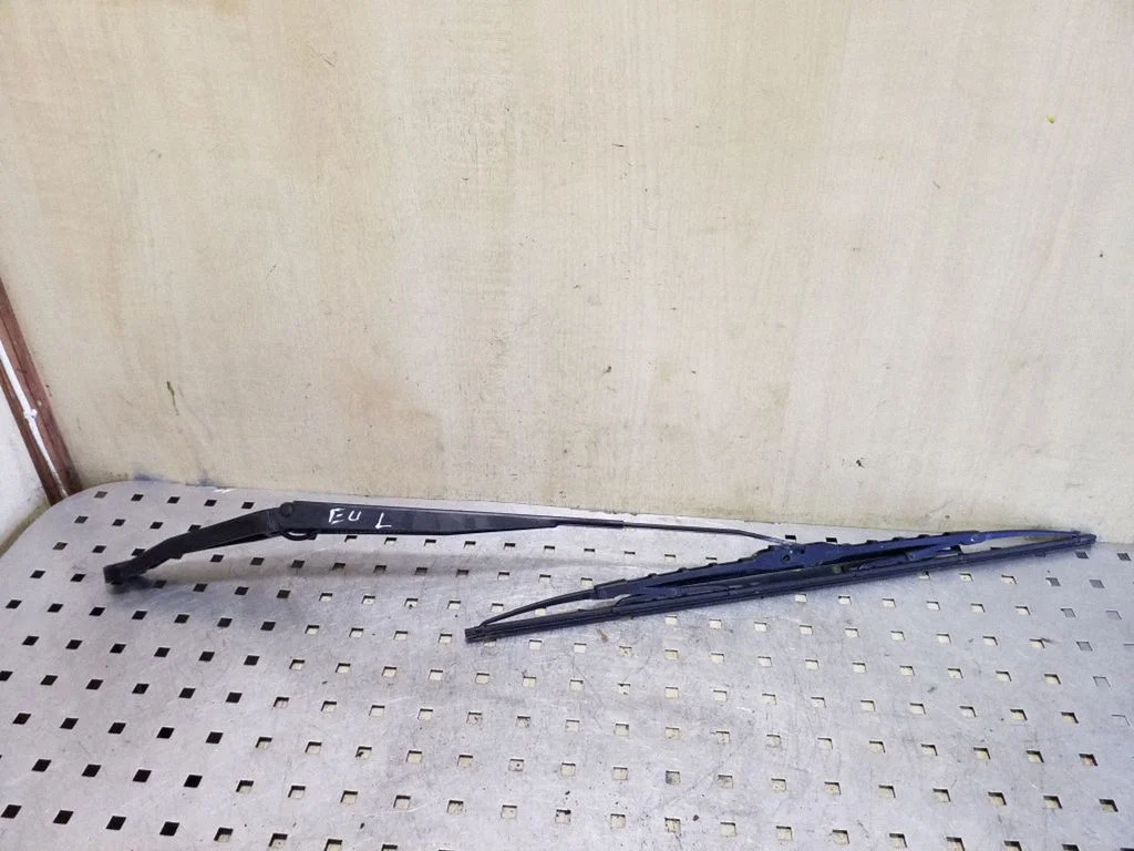 Front wiper blade arm S9AGDR