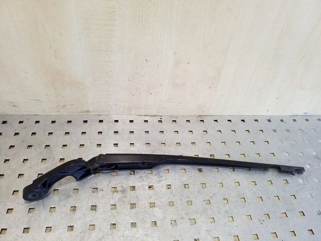 Front wiper blade arm 97036203