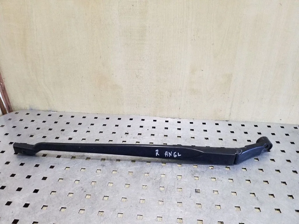 Front wiper blade arm 3392125679