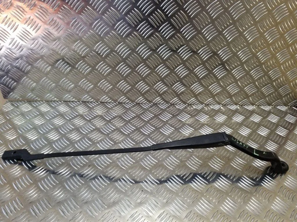 Priekšējā stikla tīrītāja svira 6M2117526AC