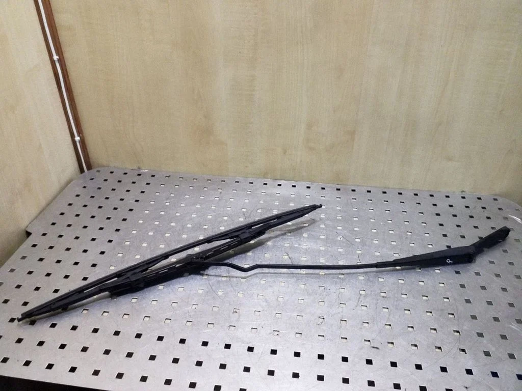 Front wiper blade arm 701955410A