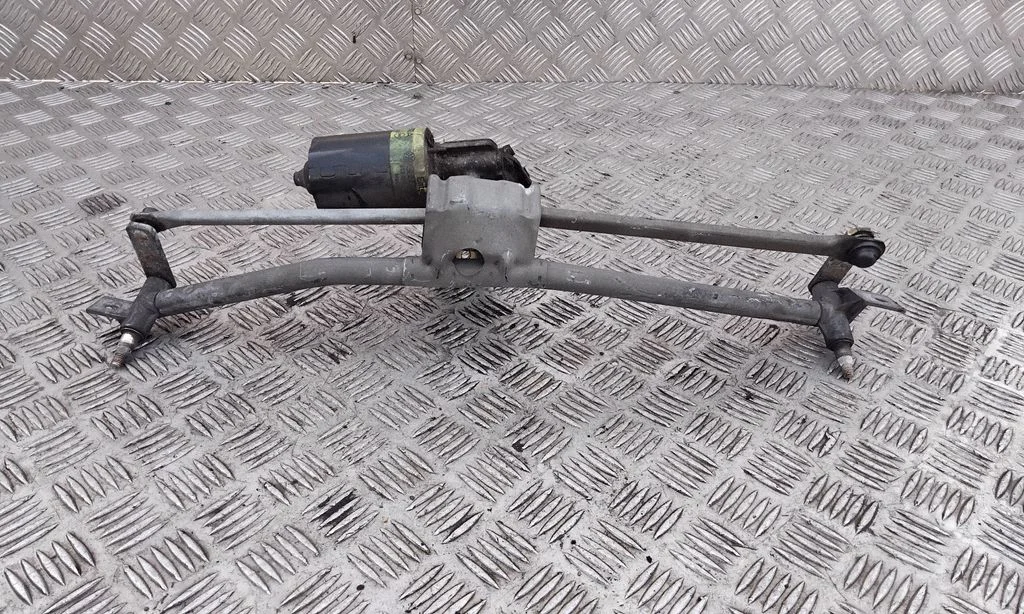 Front wiper linkage 893955113A