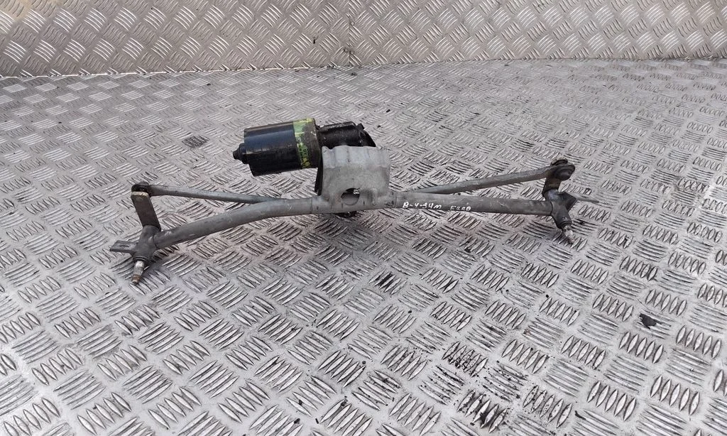 Front wiper linkage 893955113A