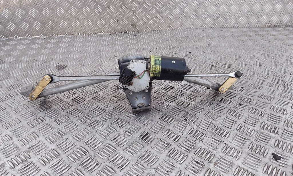 Front wiper linkage 893955113A