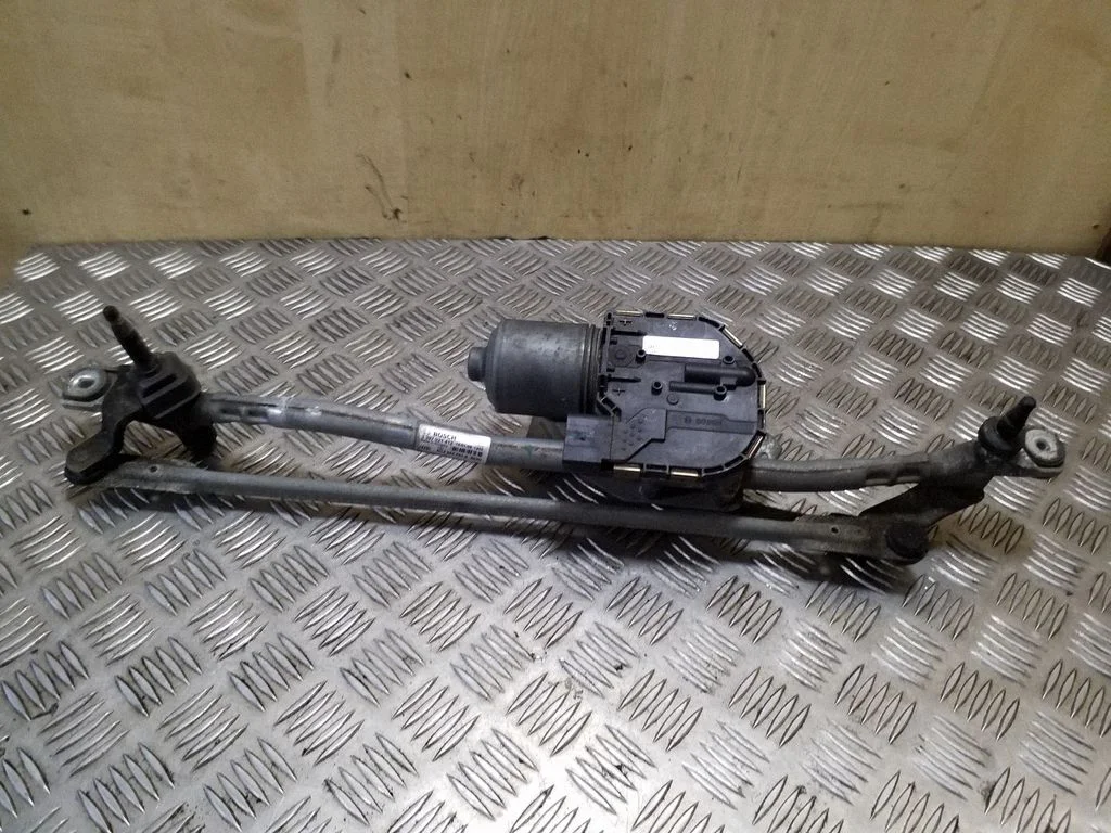 Front wiper linkage – Audi A6 S6 C7 4G (2011-2018)