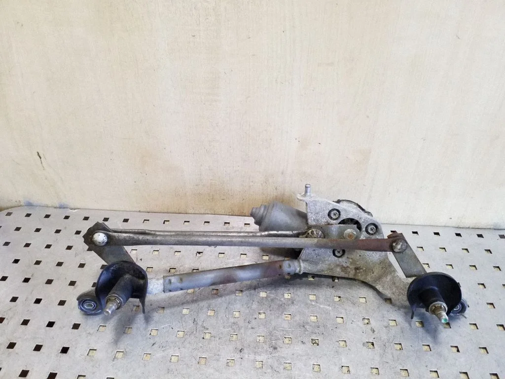 Front wiper linkage 851100D080