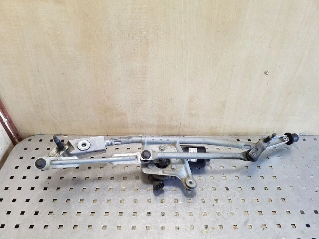 Front wiper linkage 9151849