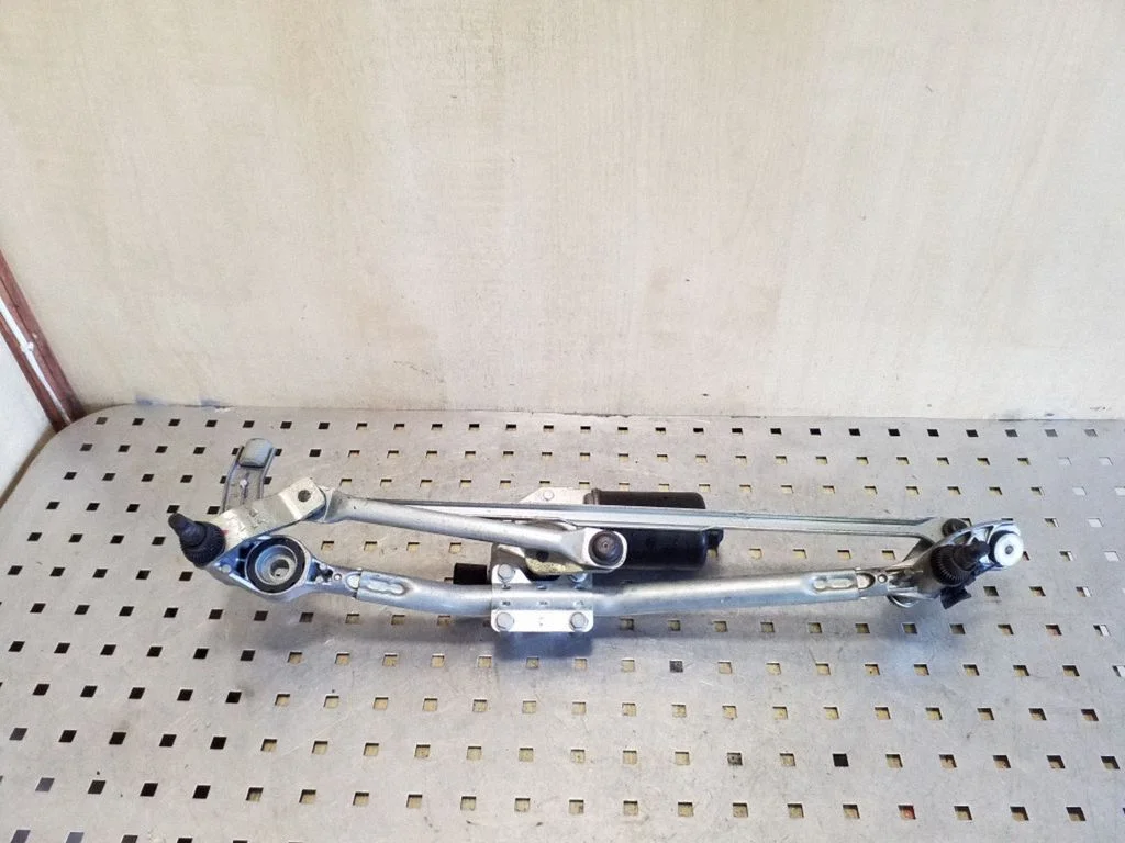Kojameeste mehhanism (trapets) – BMW 3-seeria E90 E91 (2005-2012)