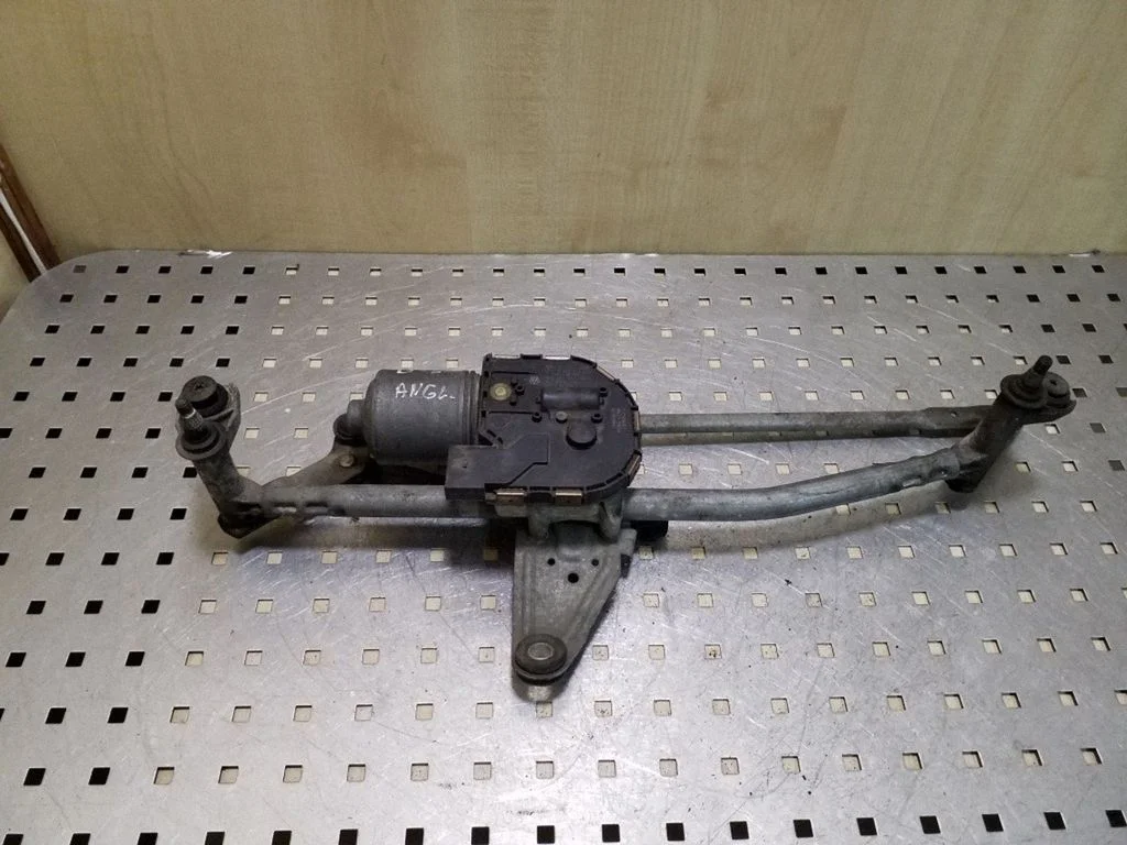 Front wiper linkage – Volkswagen Passat B6 (2005-2010)