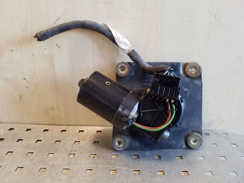 Kojameeste mootor 0390241170