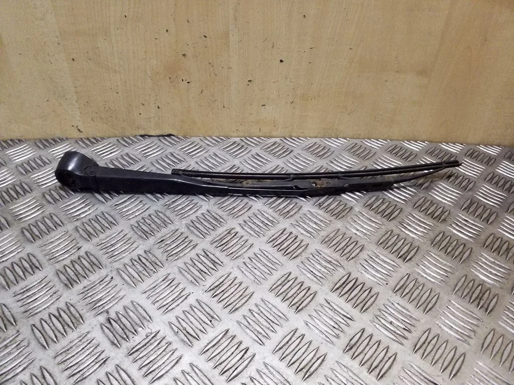 Rear wiper blade arm 4A9955407
