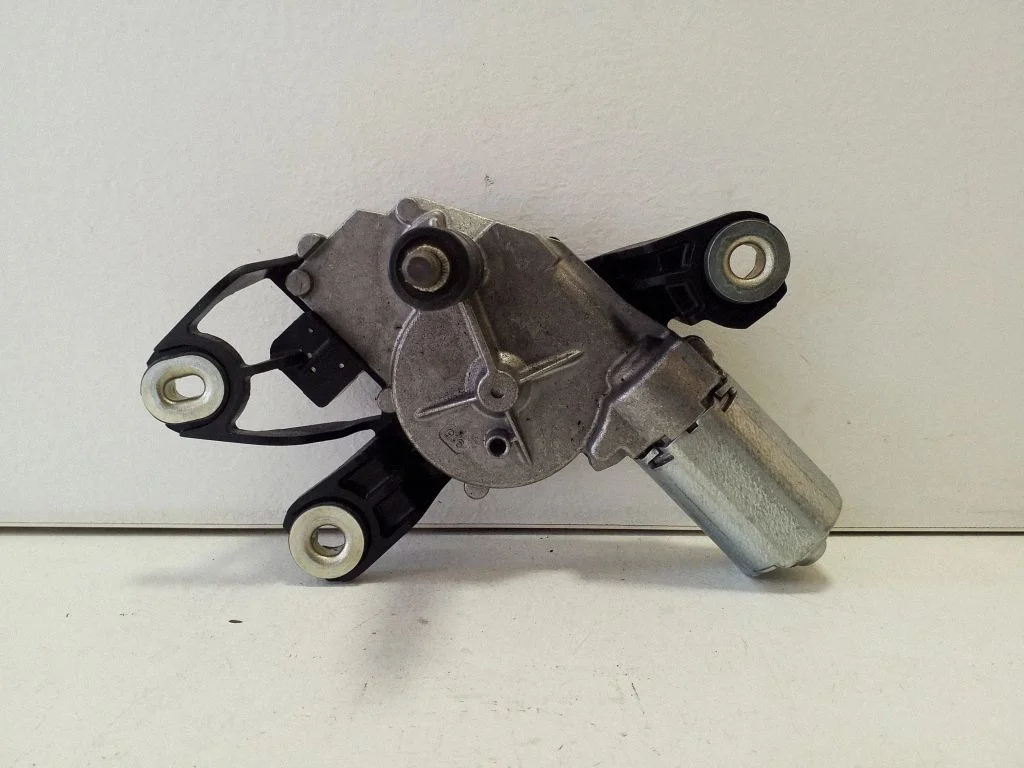 Rear window wiper motor 0390201207