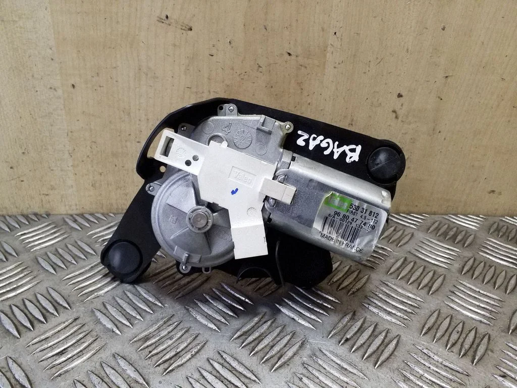 Rear window wiper motor 53031812
