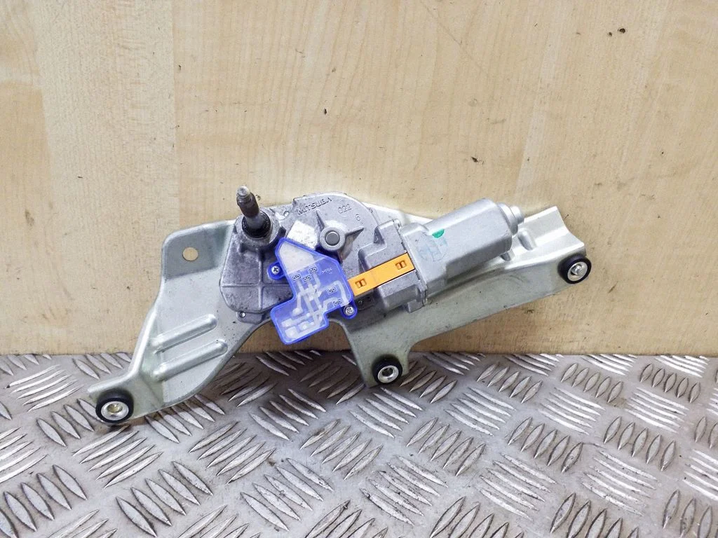 Tagaklaasi kojamehe mootor – Subaru XV I (2011-2018)