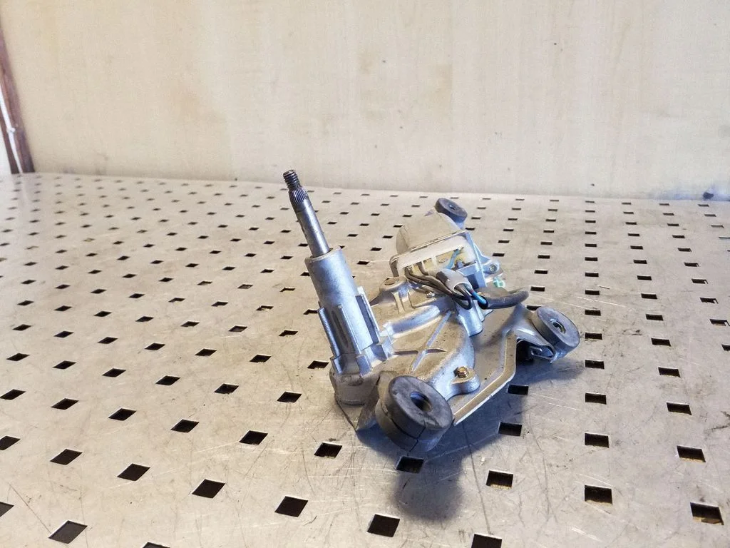 Rear window wiper motor 621B67450A