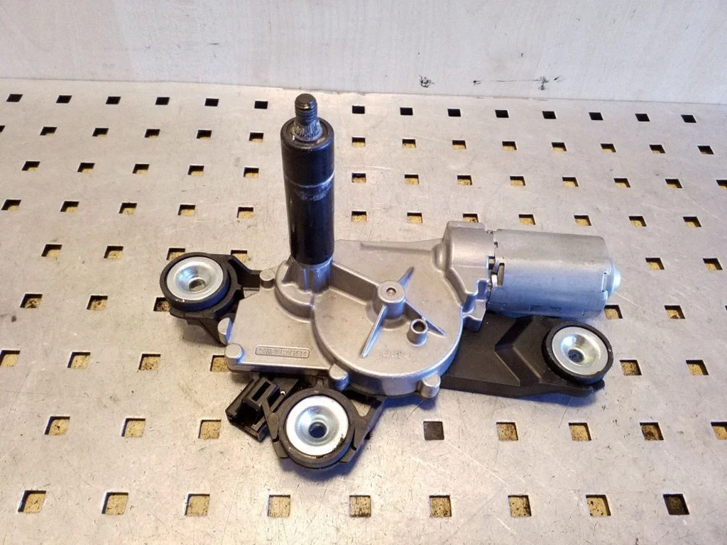 Rear window wiper motor 0390201205