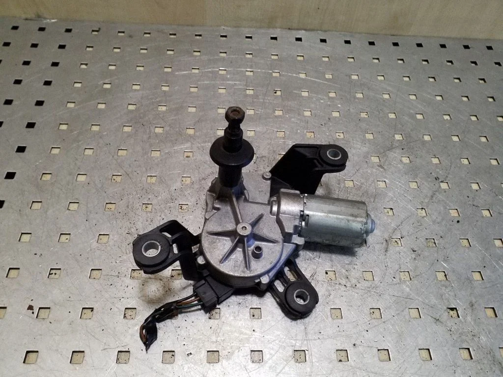 Rear window wiper motor 0390201591