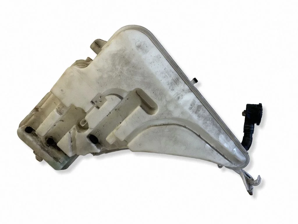 Windshield washer fluid reservoir/tank 7241675