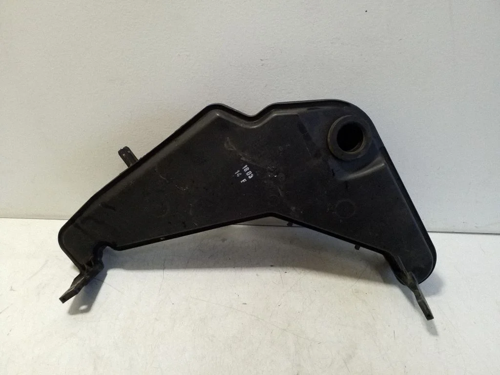 Windshield washer fluid reservoir/tank 8R0955453B