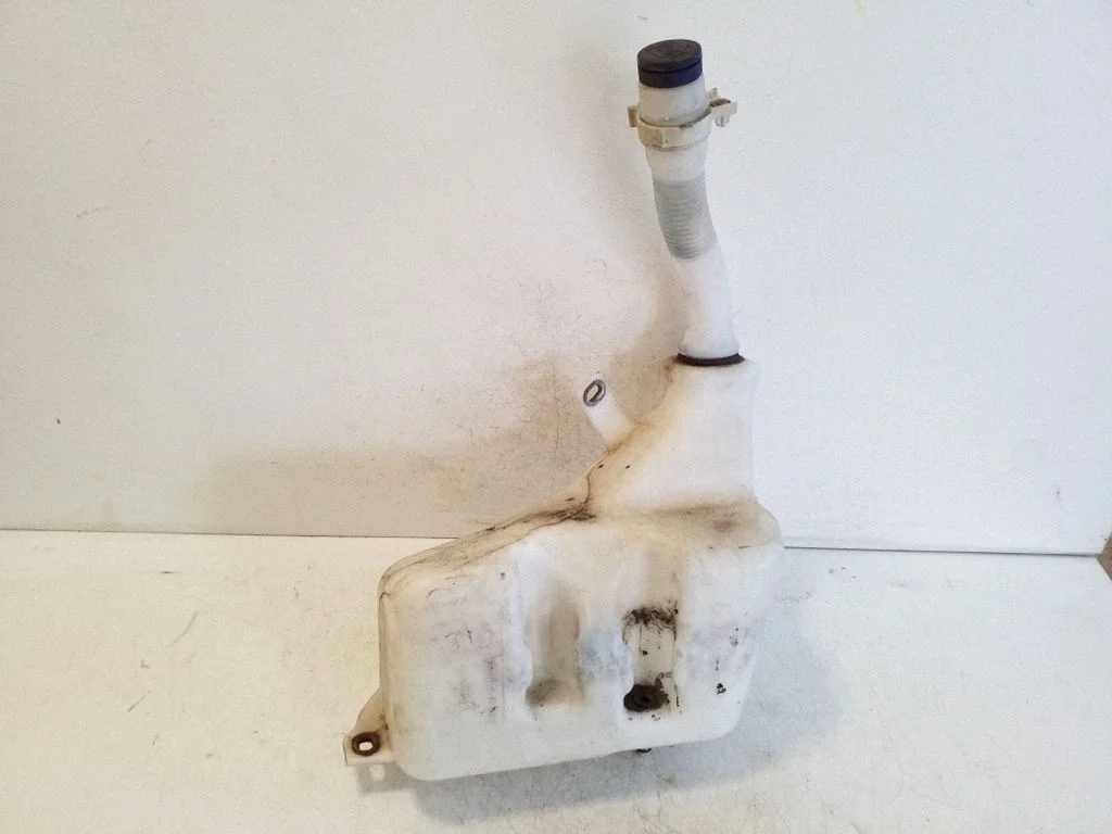 Windshield washer fluid reservoir/tank 5801565973
