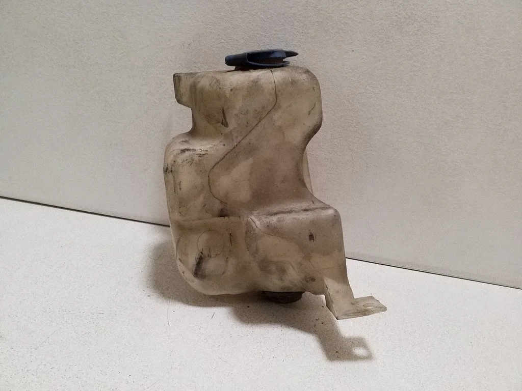 Windshield washer fluid reservoir/tank 1J0955453B
