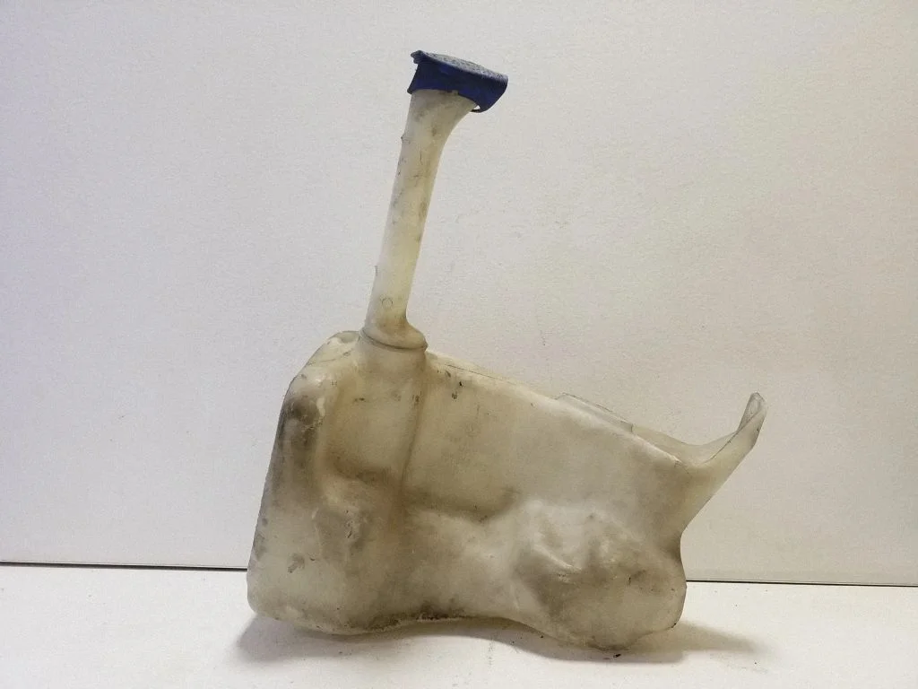 Windshield washer fluid reservoir/tank 701955453