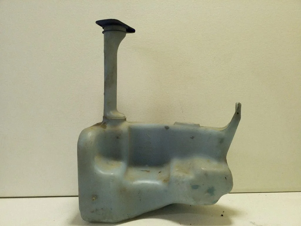Windshield washer fluid reservoir/tank 701955453