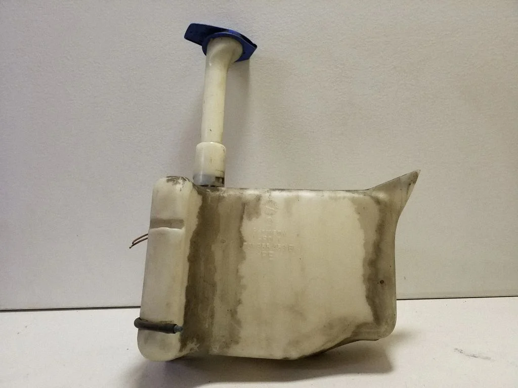 Windshield washer fluid reservoir/tank 701955453B