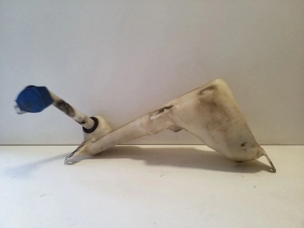 Windshield washer fluid reservoir/tank 2H0955453
