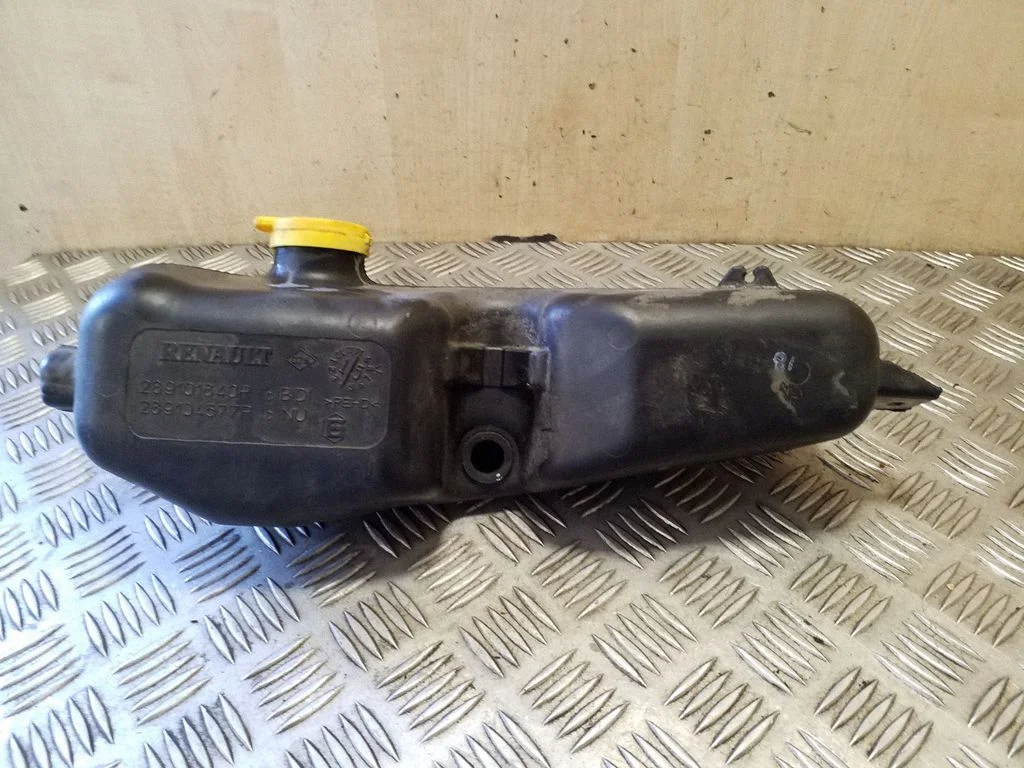 Windshield washer fluid reservoir/tank 289101840R