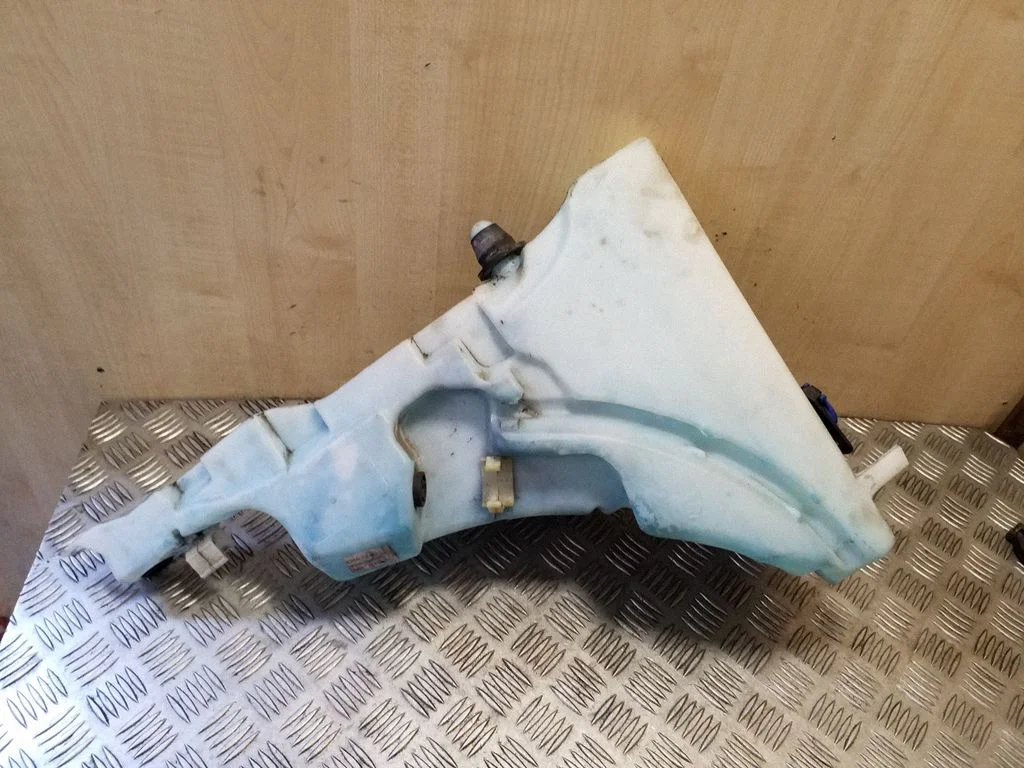 Windshield washer fluid reservoir/tank AW9317B613BD