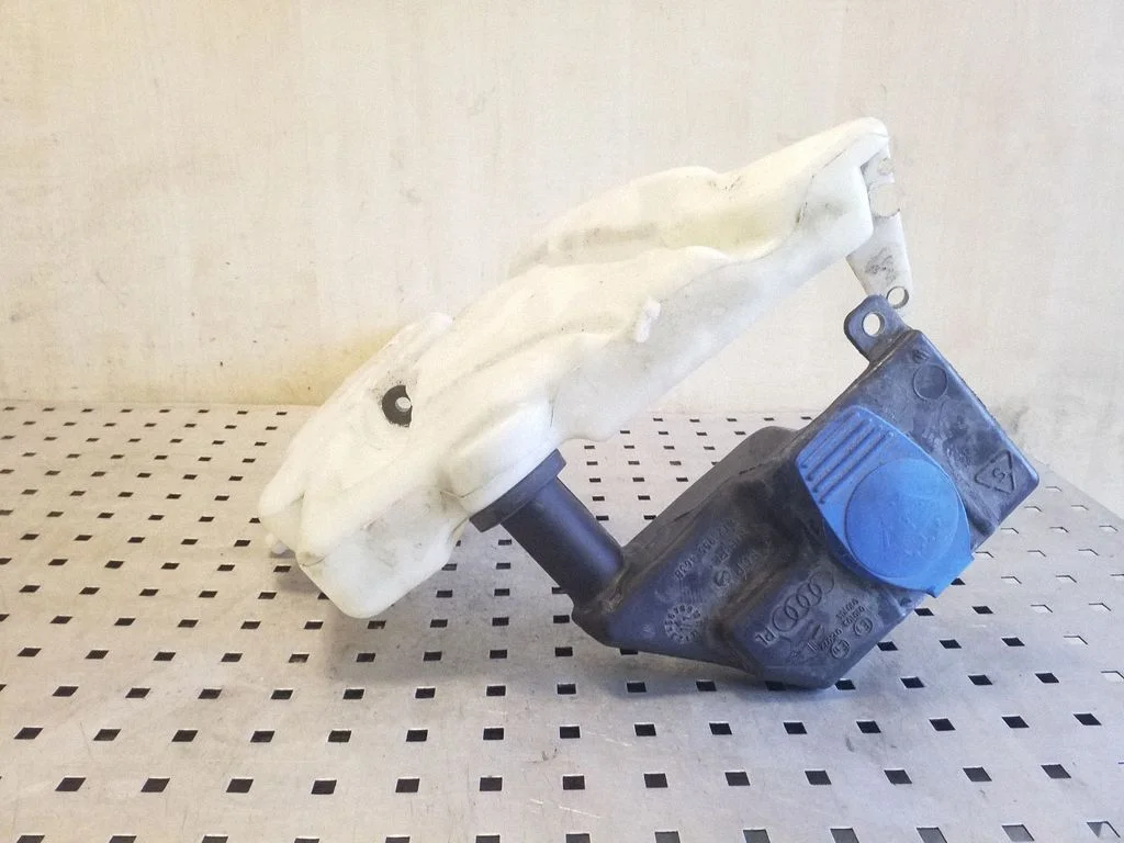 Windshield washer fluid reservoir/tank 8T0955453C