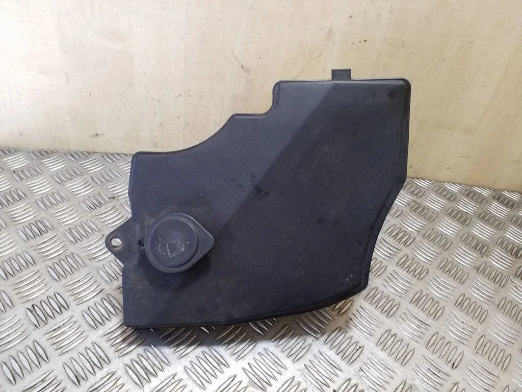 Windshield washer fluid reservoir/tank 61663403211