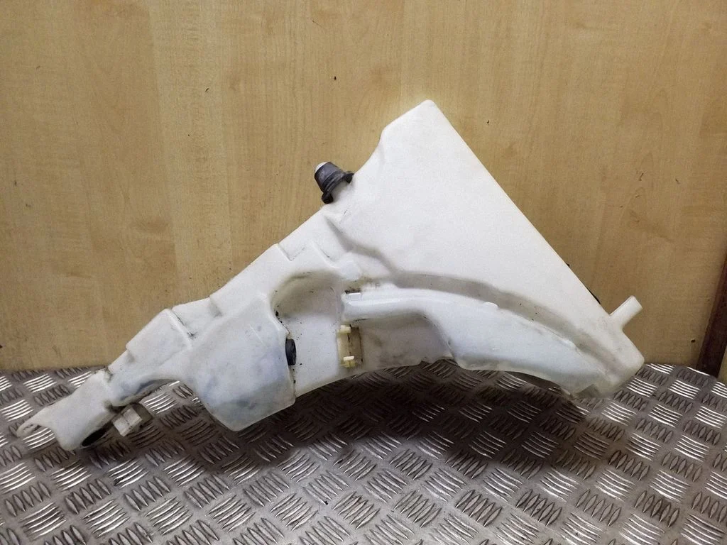 Klaasipesuvedeliku paak 8X2317B613BF