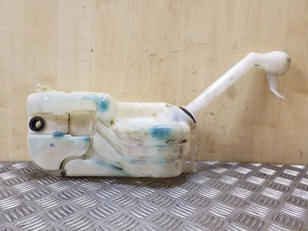 Windshield washer fluid reservoir/tank 28910JD000
