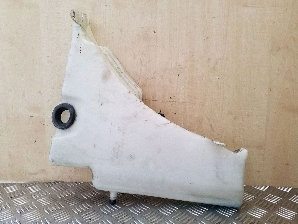 Windshield washer fluid reservoir/tank 8T0955453B