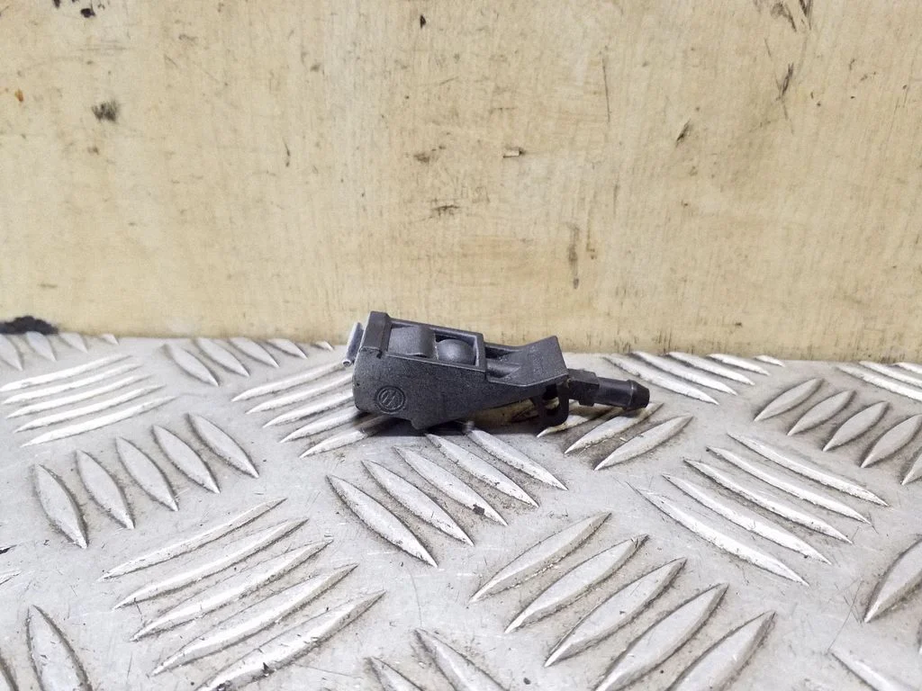 Windshield washer spray nozzle 6E0955985