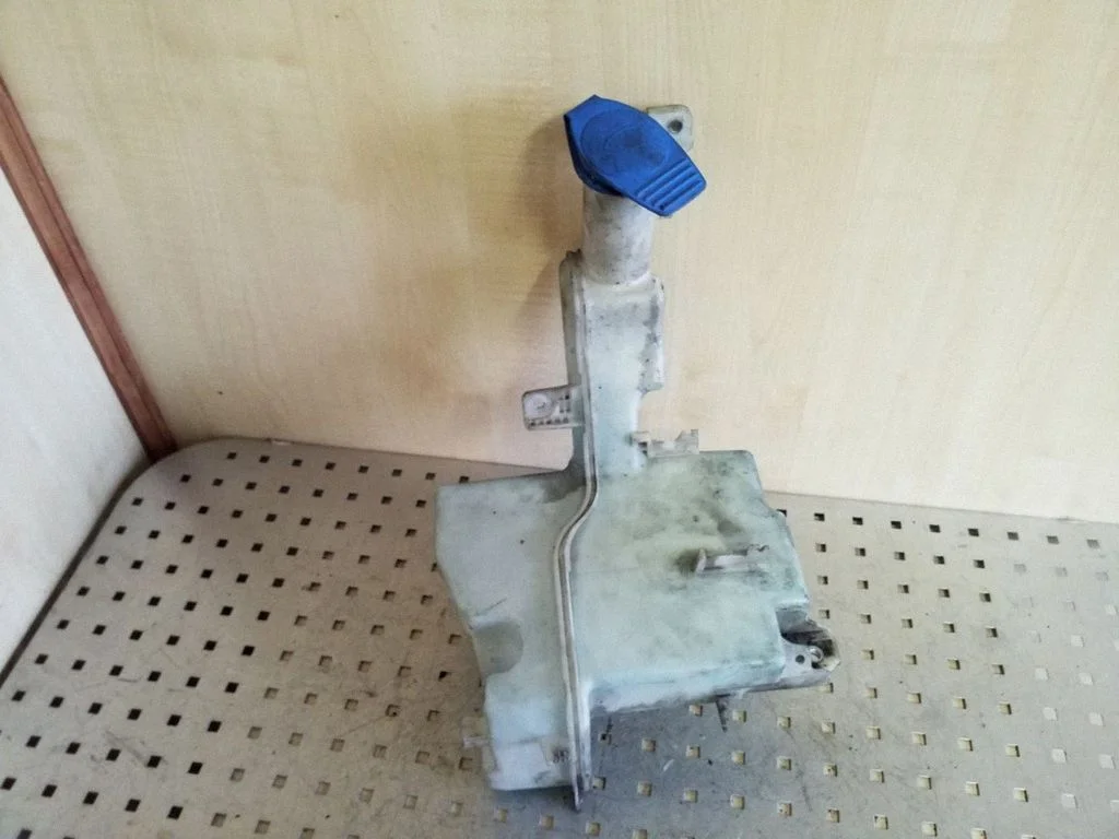 Klaasipesuvedeliku paak 3AA955453G
