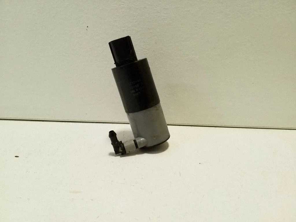 Headlight washer pump 121014A
