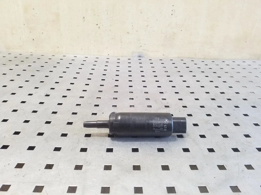 Tulepesuvedeliku pump 67127217792
