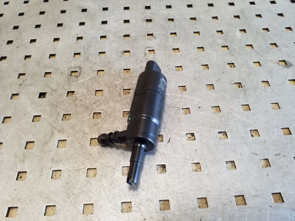 Headlight washer pump 837743003