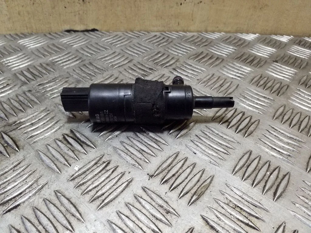 Tulepesuvedeliku pump 3B7955681
